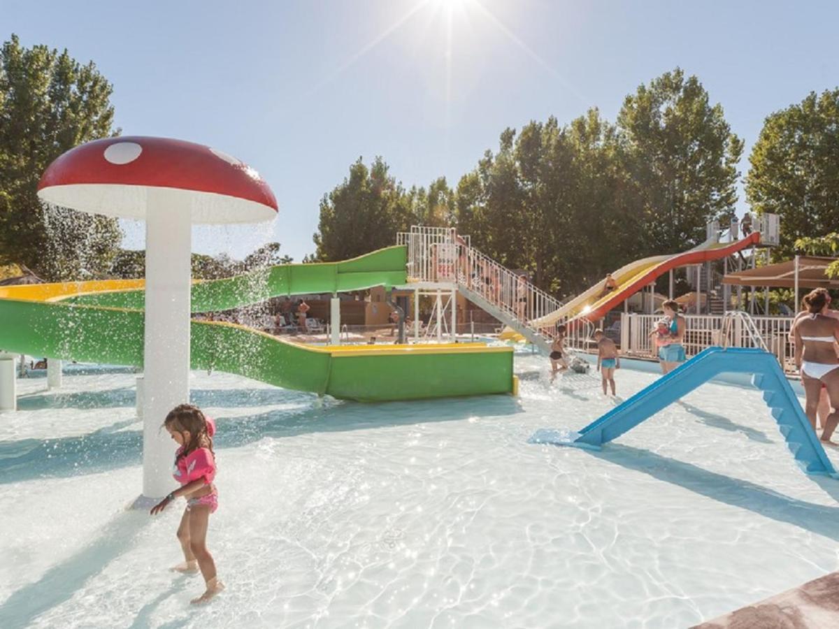 Camping L'Occitan ヴィア エクステリア 写真